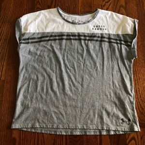 Under Armour “Loose” comfy Tee Top Relaxed Fit Sz M Medium VGUC